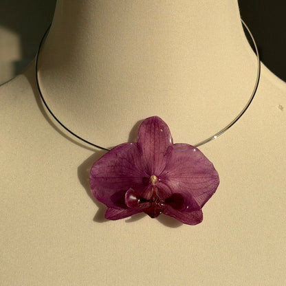 Einzelstück Große Orchidee Halskette Violett B