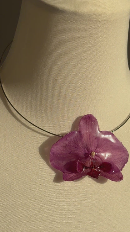Einzelstück Große Orchidee Halskette Violett B